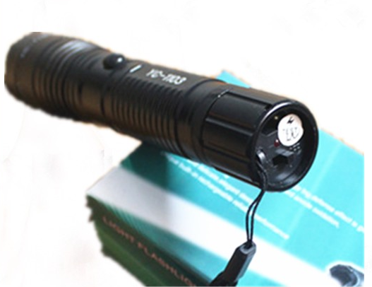 1103 stun gun police flashlight